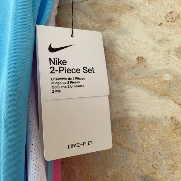 Nike Girls 2-pcs Set - Picture 5 of 16